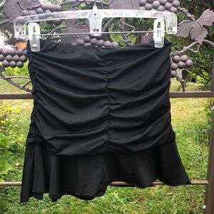 EasisiM classic strapless black top size M